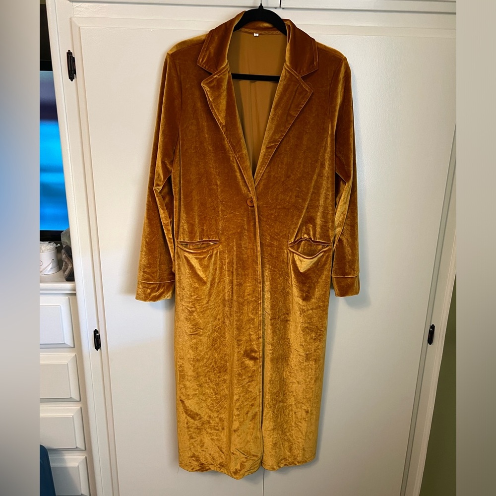 BRAND NEW Gold Velour Duster